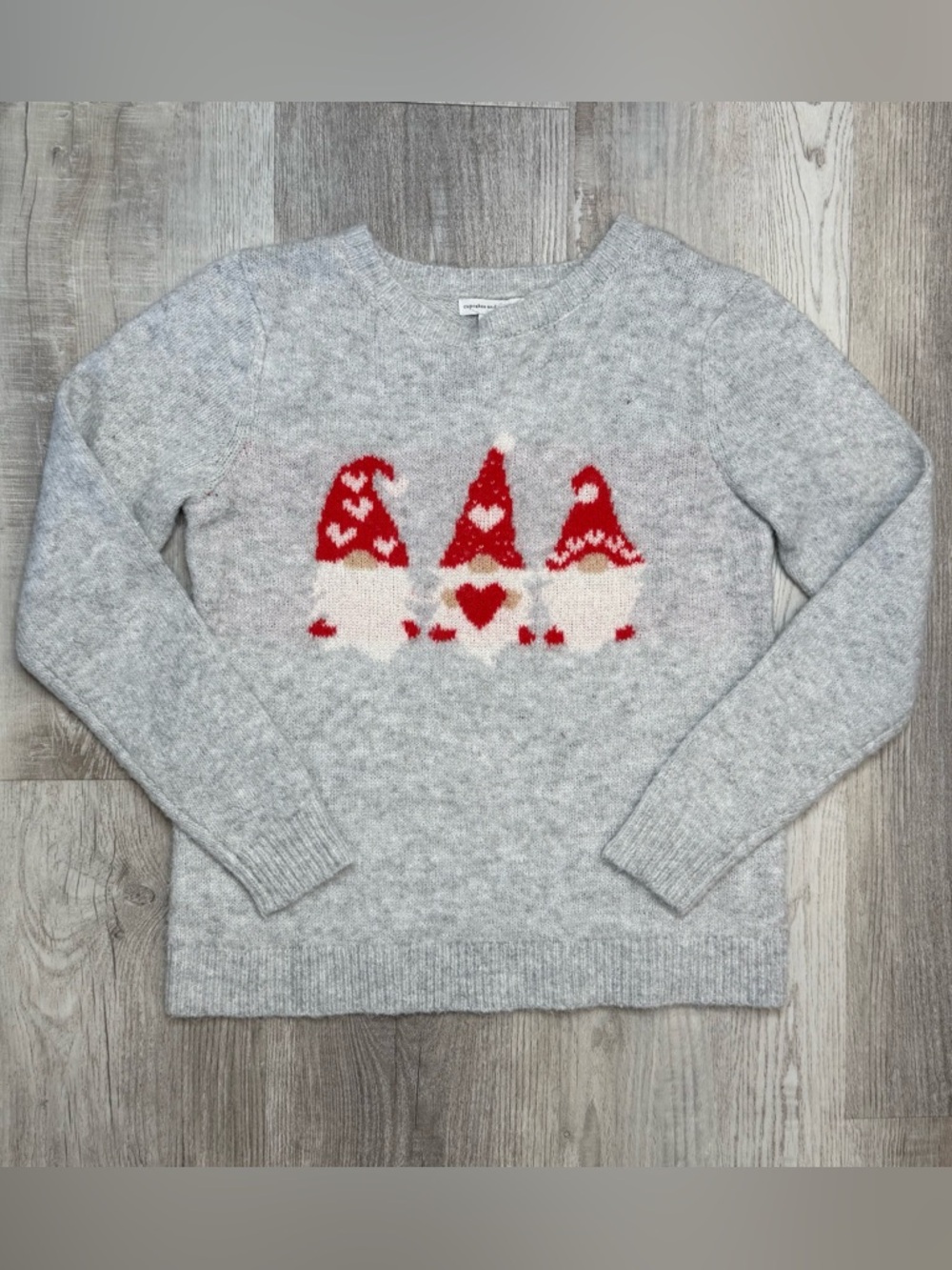 cupcakes & cashmere Gray Sweater with Red Gnome Trio Heart Print Womens Size S